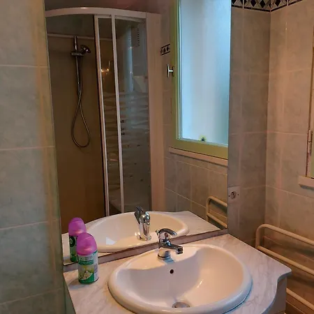 度假居 Les Iris Saint-Ellier-du-Maine